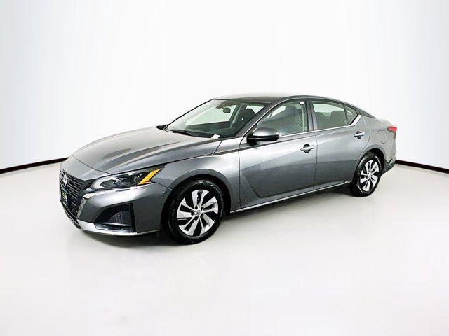 used 2023 Nissan Altima car, priced at $18,289