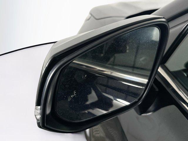 used 2024 Toyota Highlander car, priced at $31,397