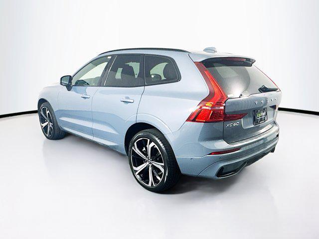 used 2022 Volvo XC60 car, priced at $35,189