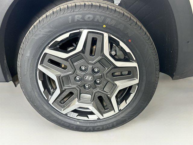 used 2023 Hyundai Santa Fe car, priced at $24,397