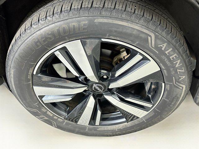 used 2022 Nissan Rogue car, priced at $21,999