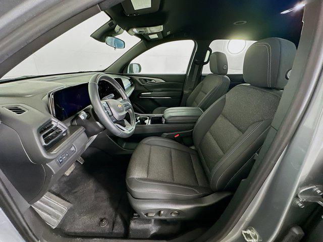 used 2024 Chevrolet Traverse car, priced at $33,687