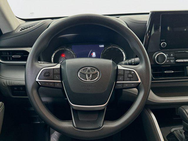 used 2023 Toyota Highlander car, priced at $30,389