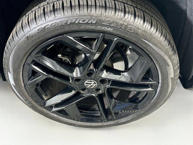 used 2025 Volkswagen Tiguan car, priced at $31,996