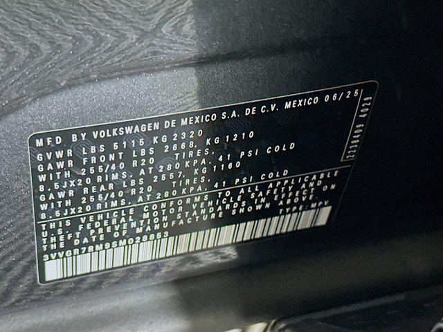 used 2025 Volkswagen Tiguan car, priced at $31,996