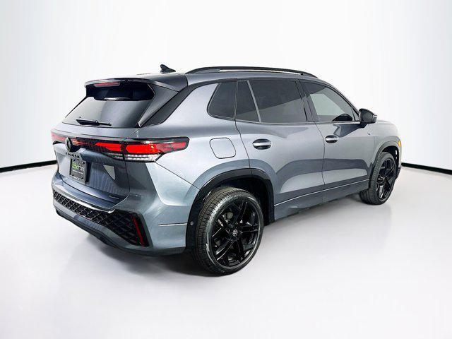 used 2025 Volkswagen Tiguan car, priced at $31,996