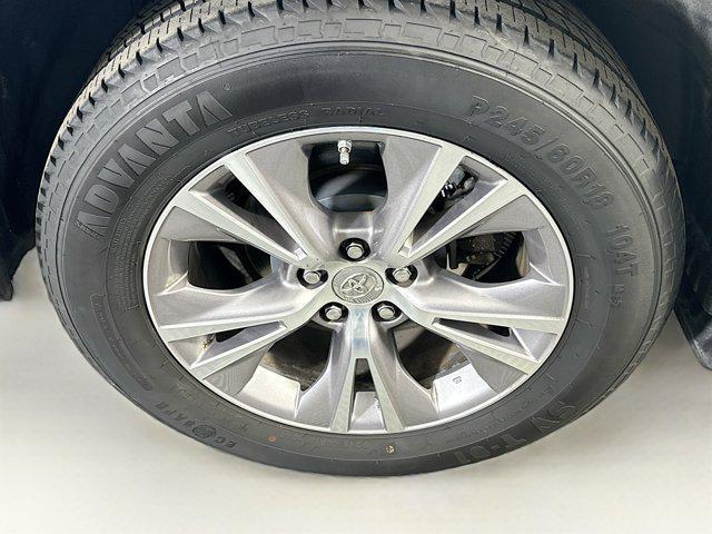 used 2014 Toyota Highlander car, priced at $11,496