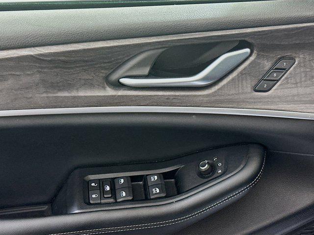 used 2024 Jeep Grand Cherokee L car, priced at $29,997