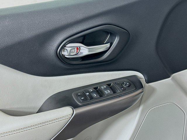 used 2022 Jeep Cherokee car, priced at $18,987