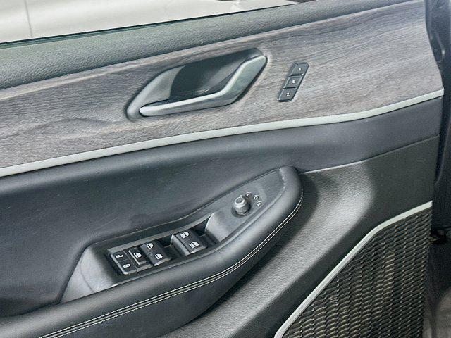 used 2022 Jeep Grand Cherokee L car, priced at $28,987