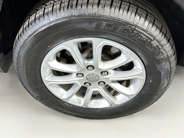 used 2015 Jeep Grand Cherokee car, priced at $14,399