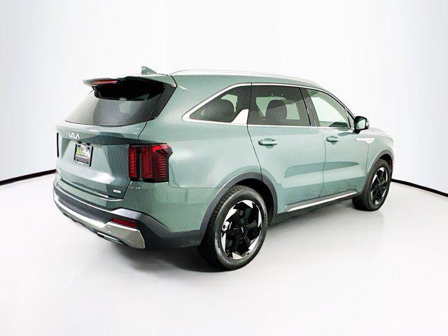 used 2025 Kia Sorento Hybrid car, priced at $31,597