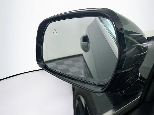 used 2025 Kia Sorento Hybrid car, priced at $31,597