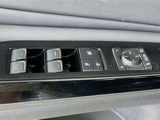 used 2023 Lexus ES 350 car, priced at $38,997