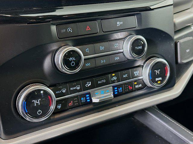 used 2024 Ford Expedition car, priced at $37,987