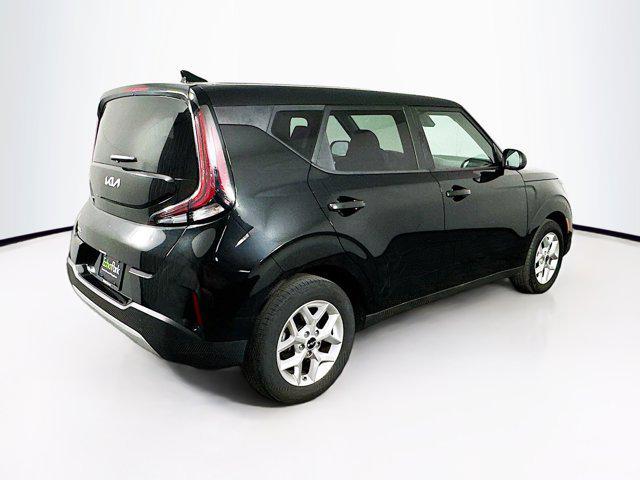 used 2024 Kia Soul car, priced at $15,996