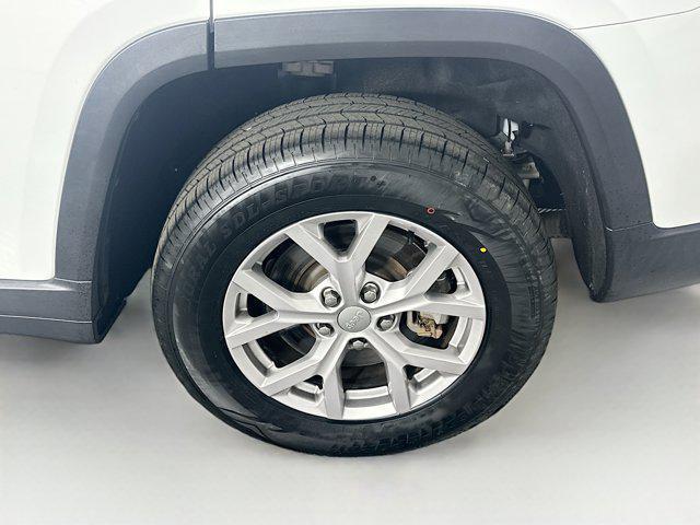 used 2021 Jeep Grand Cherokee L car, priced at $26,987