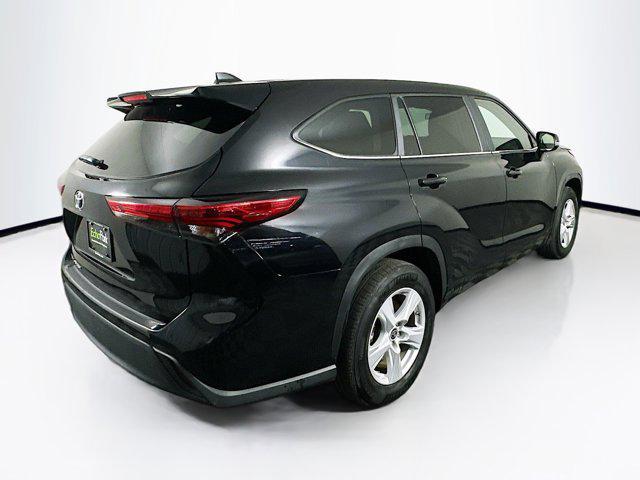 used 2023 Toyota Highlander car, priced at $30,389