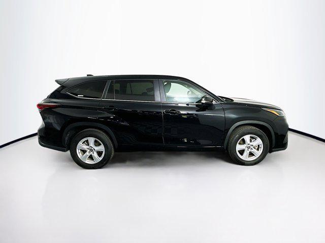 used 2024 Toyota Highlander car, priced at $37,589