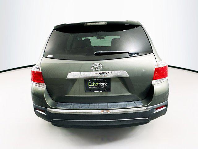 used 2011 Toyota Highlander car, priced at $8,699