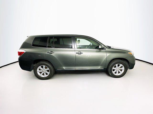 used 2011 Toyota Highlander car, priced at $8,699