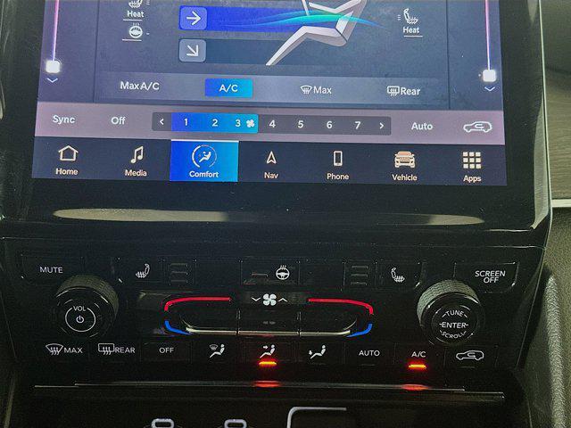 used 2024 Jeep Grand Cherokee car, priced at $29,987