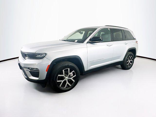 used 2024 Jeep Grand Cherokee car, priced at $29,987