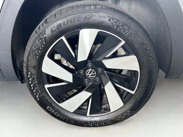 used 2024 Volkswagen Atlas Cross Sport car, priced at $33,497