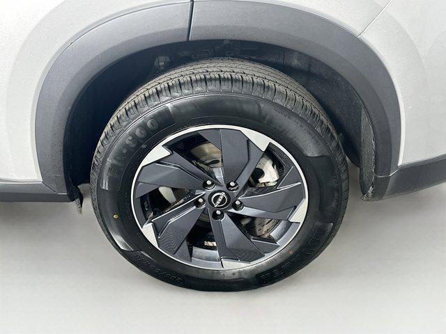 used 2024 Nissan Rogue car, priced at $18,887