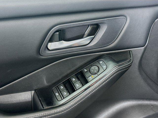 used 2024 Nissan Rogue car, priced at $18,887