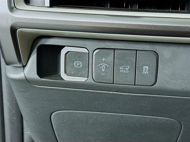 used 2024 Hyundai Santa Fe car, priced at $27,997