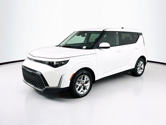 used 2024 Kia Soul car, priced at $16,496