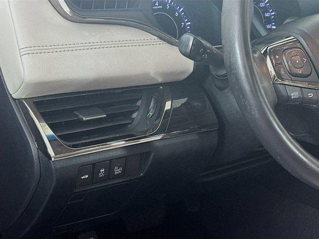 used 2015 Toyota Avalon car, priced at $13,247