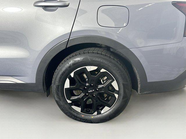 used 2024 Kia Sorento car, priced at $28,297