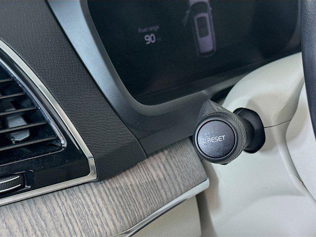 used 2024 Volvo XC90 car, priced at $40,597