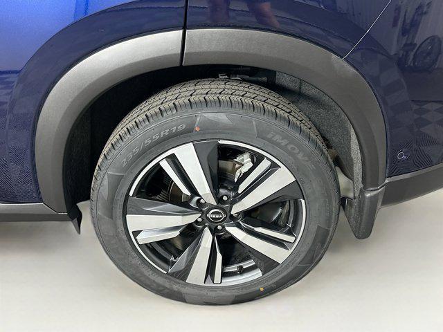 used 2024 Nissan Rogue car, priced at $25,587