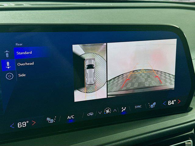 used 2024 Chevrolet Traverse car, priced at $33,996