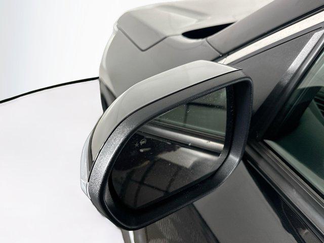 used 2024 Chevrolet Traverse car, priced at $33,996