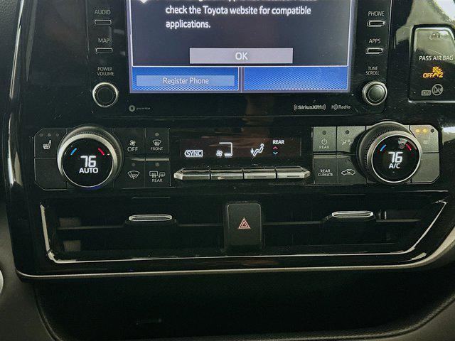 used 2021 Toyota Highlander car, priced at $25,496