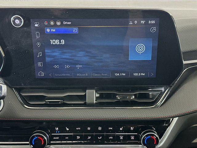 used 2025 Chevrolet Equinox car, priced at $29,987