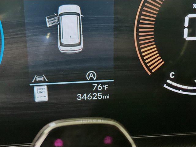 used 2025 Hyundai Santa Fe car, priced at $28,797