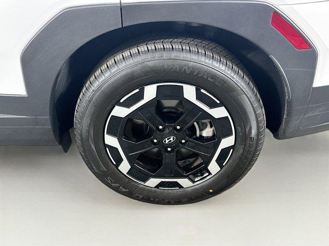 used 2025 Hyundai Santa Fe car, priced at $28,797