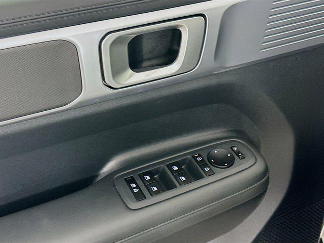 used 2025 Hyundai Santa Fe car, priced at $28,797