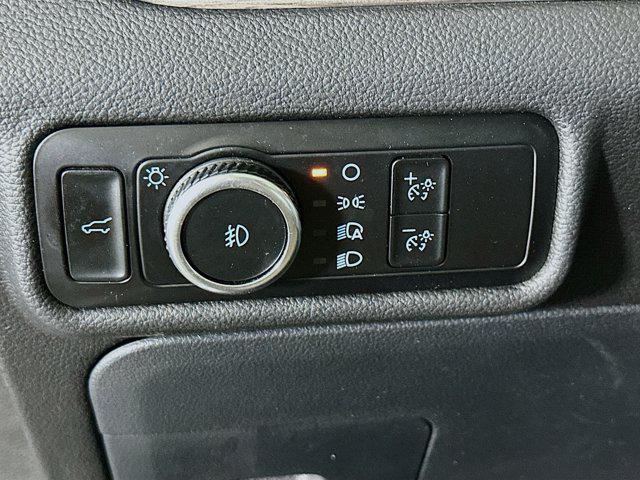 used 2024 Ford Explorer car, priced at $29,987