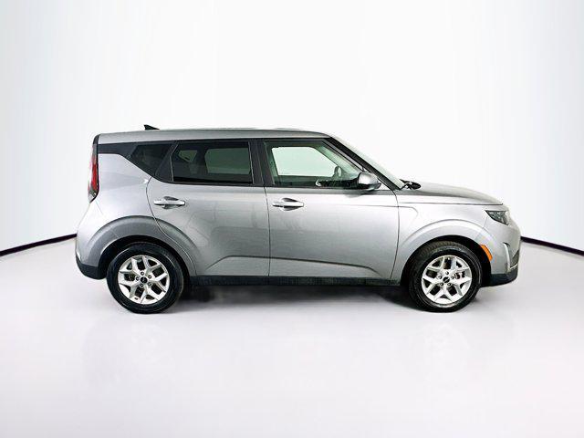 used 2024 Kia Soul car, priced at $16,496