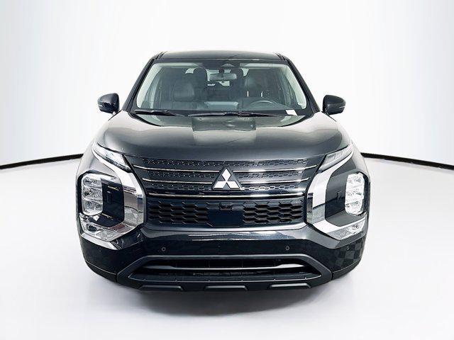 used 2024 Mitsubishi Outlander car, priced at $23,796