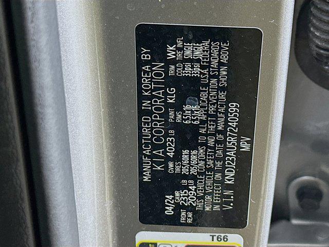 used 2024 Kia Soul car, priced at $14,996