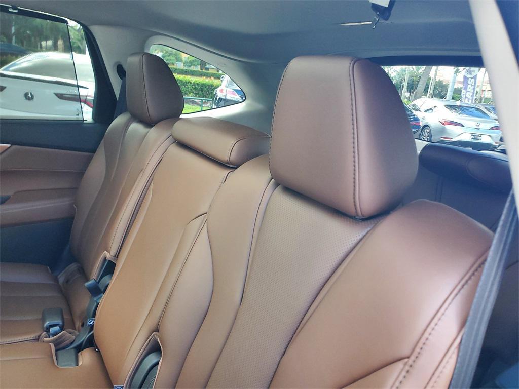 used 2023 Acura MDX car, priced at $38,999