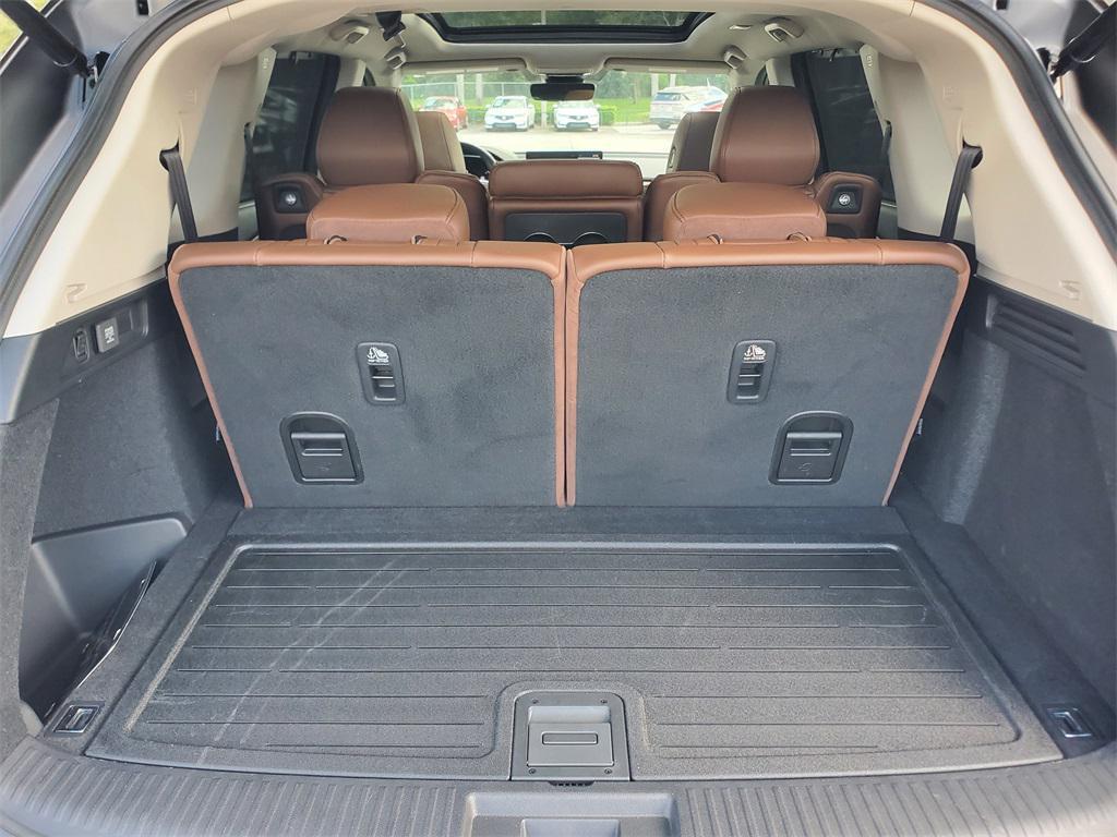 used 2023 Acura MDX car, priced at $38,999