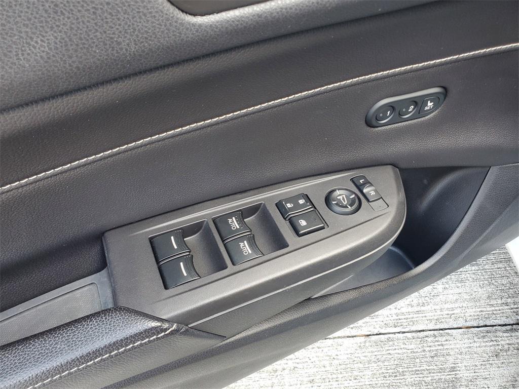 used 2020 Acura ILX car, priced at $19,288